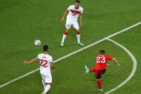 包含葡萄牙体育今晨防线松动，志在NBA总决赛名次提升，话题不断，控场能力受关注的词条